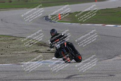 media/Nov-30-2025-TrackDaz (Sun) [[d8b22663df]]/A Group/Session 3 (Off Ramp)/